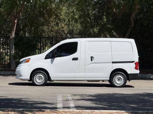 2021 Nissan NV200 S