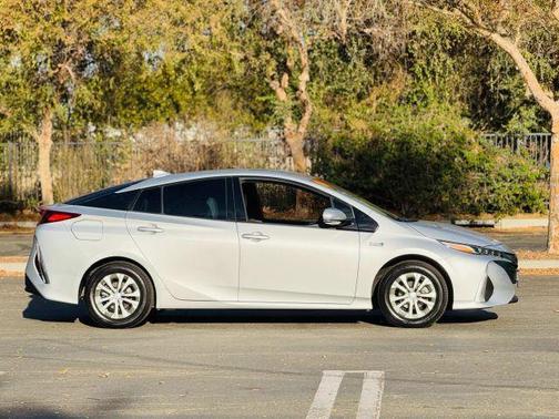 2017 Toyota Prius Prime Premium