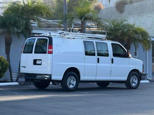 2014 Chevrolet Express 2500 Work Van