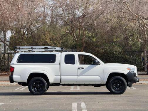 2021 Toyota Tacoma SR