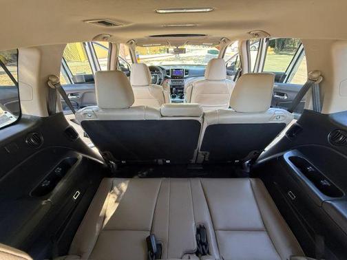 Pearl White 2018 Honda Pilot EX-L