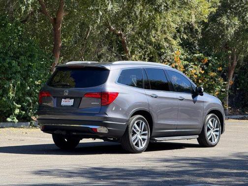 2018 Honda Pilot Touring