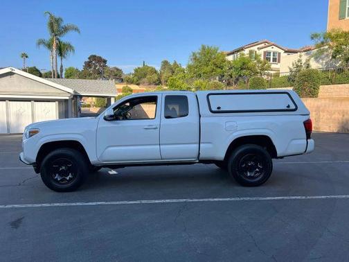 2020 Toyota Tacoma SR5