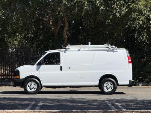 2015 Chevrolet Express 2500 Work Van