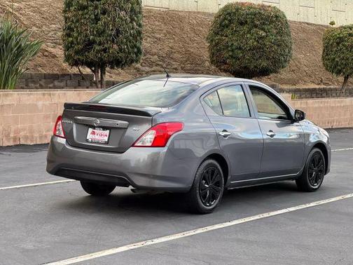 2019 Nissan Versa 1.6 SV