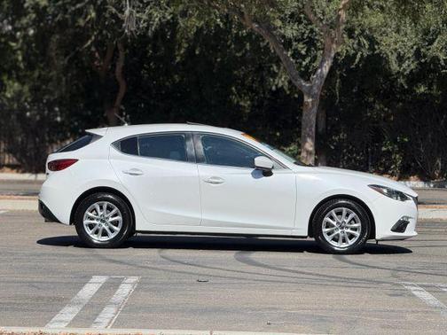 2016 Mazda Mazda3 i Touring