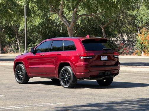 Velvet Red 2021 Jeep Grand Cherokee Laredo