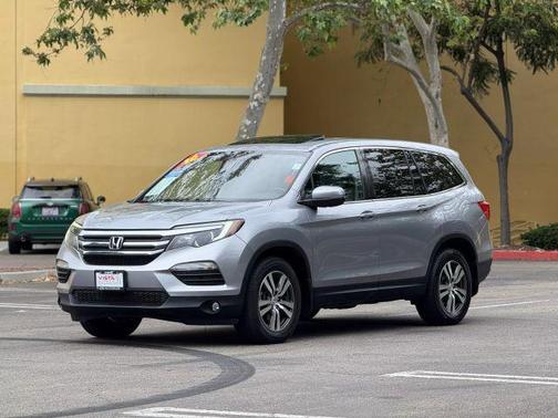 2016 Honda Pilot EX-L w/ Navigation