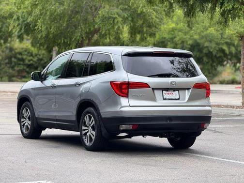 2016 Honda Pilot EX-L w/ Navigation