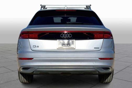 2022 Audi Q8 55 Premium
