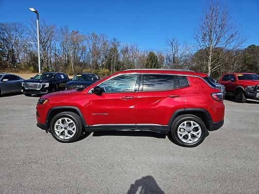 2025 Jeep Compass Latitude