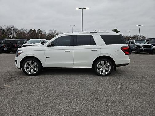 2022 Ford Expedition King Ranch