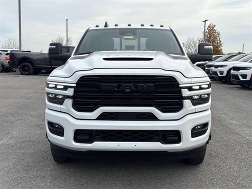 2026 RAM 3500 Laramie Crew Cab 4x4 8' Box