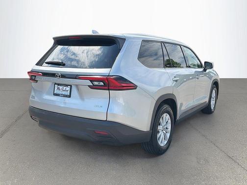 Celestial Silver Metallic 2025 Toyota Grand Highlander XLE