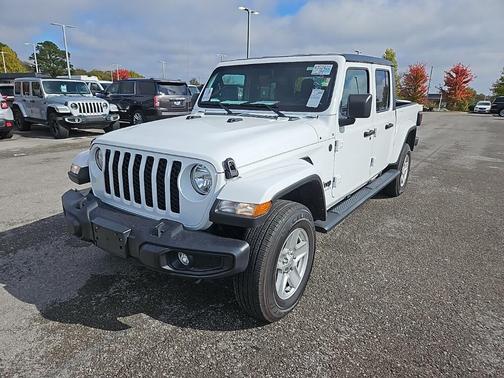 2023 Jeep Gladiator Sport S