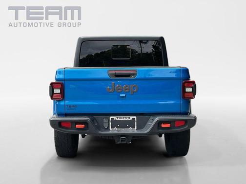 Hydro Blue Pearlcoat 2022 Jeep Gladiator Mojave 4x4
