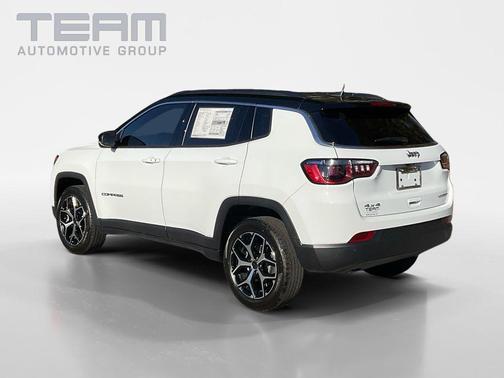 Bright White Clearcoat 2026 Jeep Compass Limited