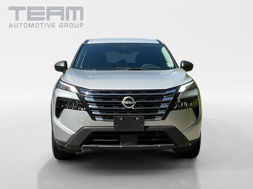 Brilliant Silver Metallic 2024 Nissan Rogue S
