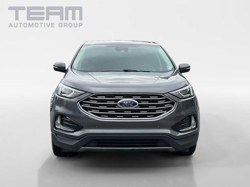 Gray Metallic 2021 Ford Edge Titanium