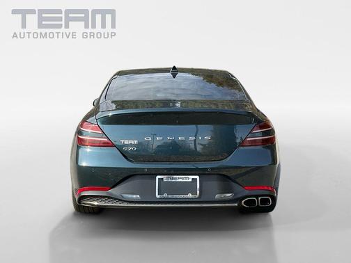 2023 Genesis G70 2.0T RWD