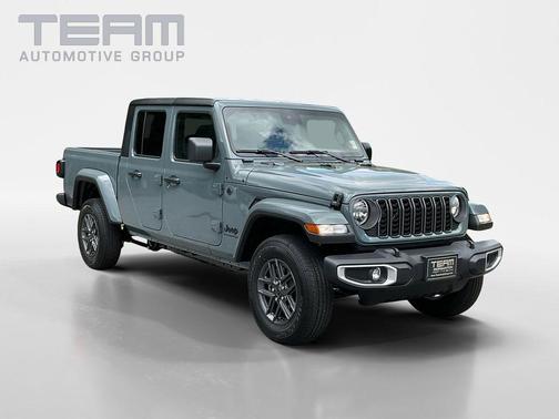 Anvil Clearcoat 2025 Jeep Gladiator Sport S
