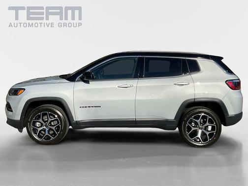 Silver Zynith Metallic Clearcoat 2026 Jeep Compass Limited