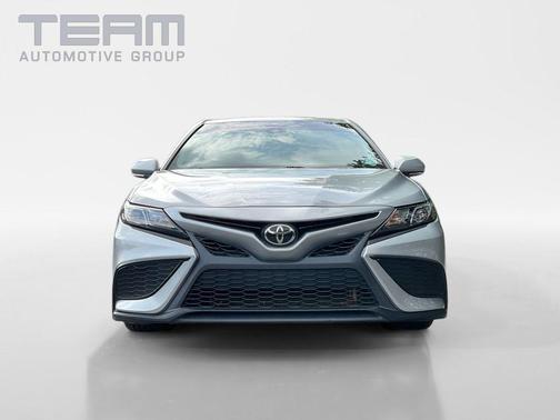 Celestial Silver Metallic 2023 Toyota Camry SE