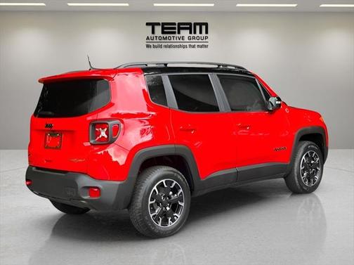 Colorado Red Clearcoat 2023 Jeep Renegade Trailhawk