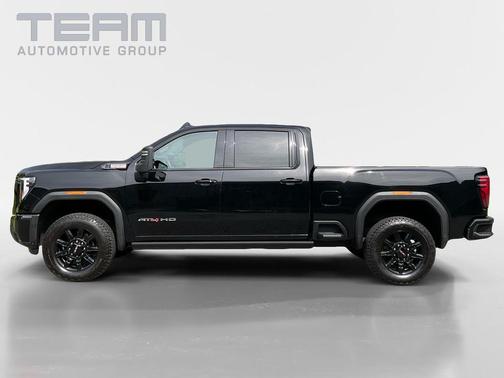 Onyx Black 2024 GMC Sierra 2500 AT4