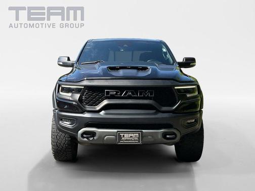 Diamond Black Crystal Pearlcoat 2022 RAM 1500 TRX