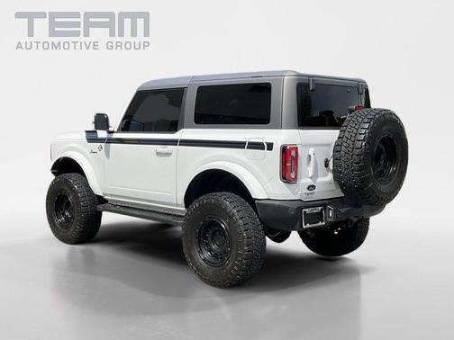 Oxford White 2022 Ford Bronco Outer Banks