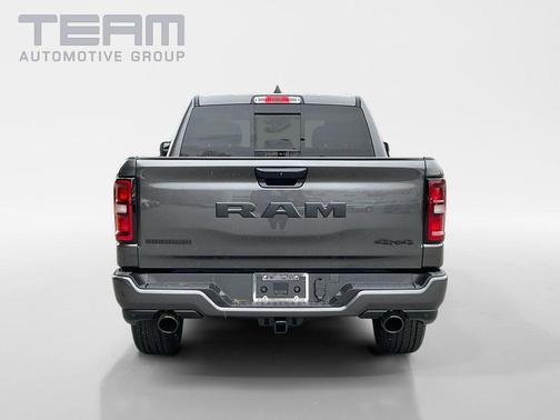 Granite Crystal Metallic Clearcoat 2026 RAM 1500 Big Horn/Lone Star