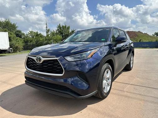 2022 Toyota Highlander L
