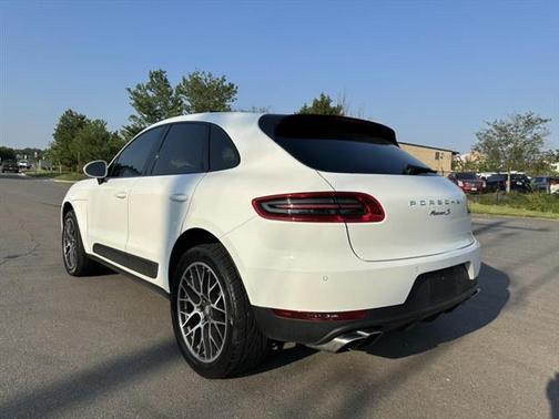 2016 Porsche Macan S