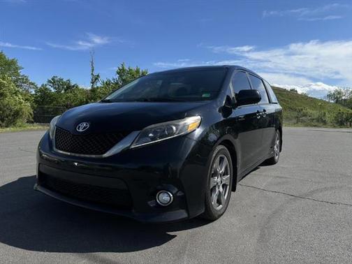 2017 Toyota Sienna SE Premium