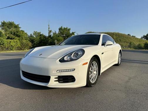 2016 Porsche Panamera 4S