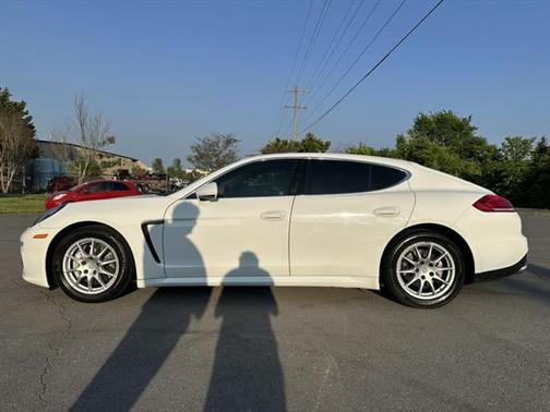 2016 Porsche Panamera 4S