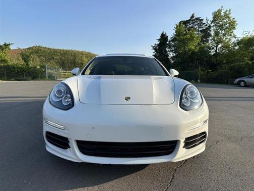 2016 Porsche Panamera 4S