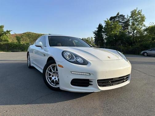 2016 Porsche Panamera 4S