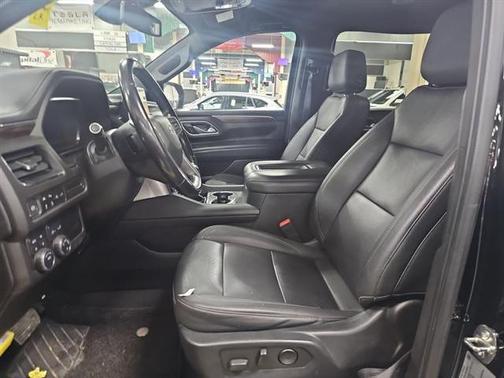 2023 Chevrolet Suburban 4WD Z71