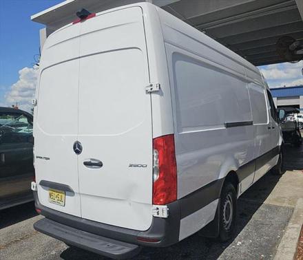 2023 Mercedes-Benz Sprinter 2500 High Roof