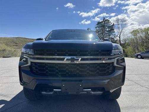 2022 Chevrolet Suburban 4WD Z71