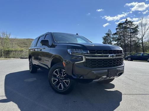 2022 Chevrolet Suburban 4WD Z71