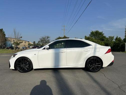 2018 Lexus IS 300 Base