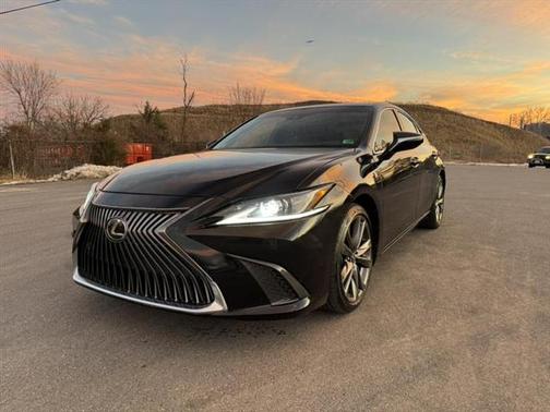 2019 Lexus ES 350 F Sport