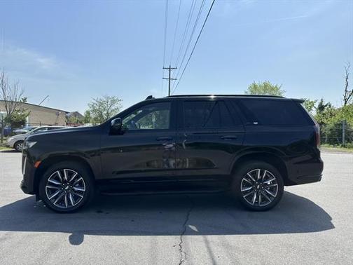 2023 Cadillac Escalade Sport