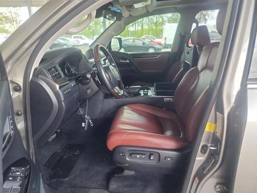 2016 Lexus LX 570 Base
