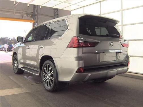 2016 Lexus LX 570 Base