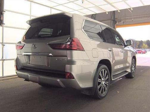 2016 Lexus LX 570 Base