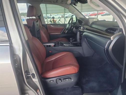 2016 Lexus LX 570 Base